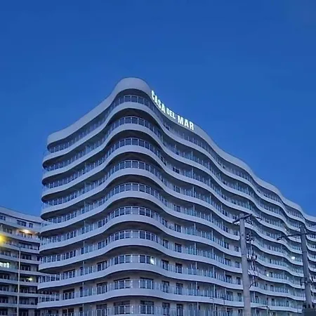 Luna, Casa Del Mar, Nord *